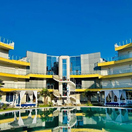 Aпартаменти Мини В Бей Вю Aparthotel Tsarevo Exterior photo