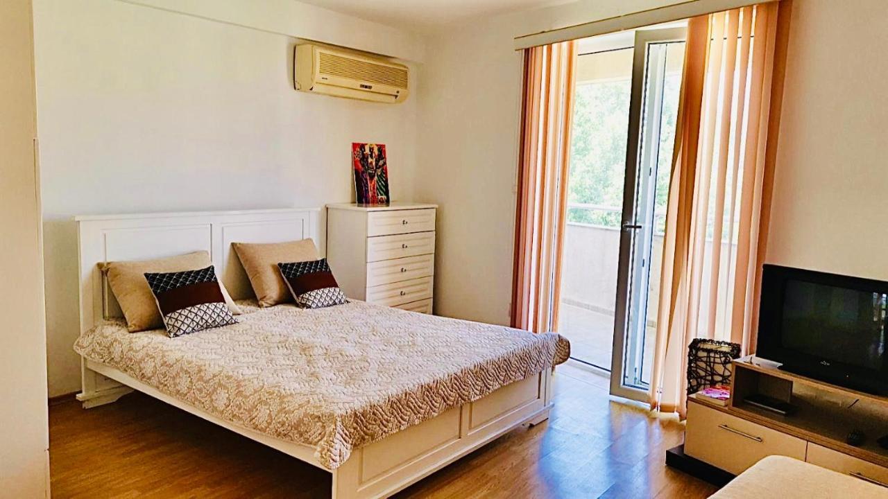 Aпартаменти Мини В Бей Вю Aparthotel Tsarevo Exterior photo