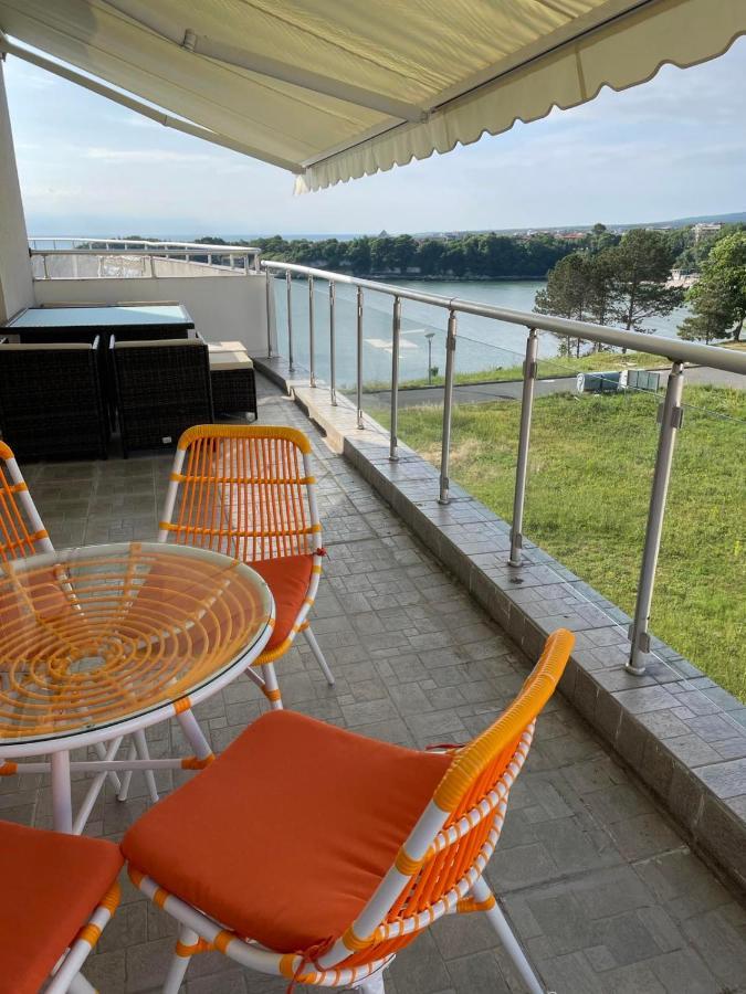 Aпартаменти Мини В Бей Вю Aparthotel Tsarevo Exterior photo