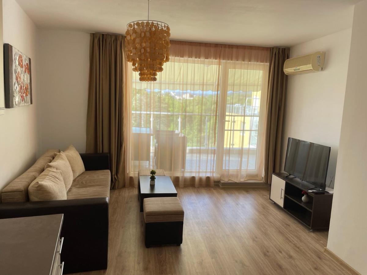 Aпартаменти Мини В Бей Вю Aparthotel Tsarevo Exterior photo